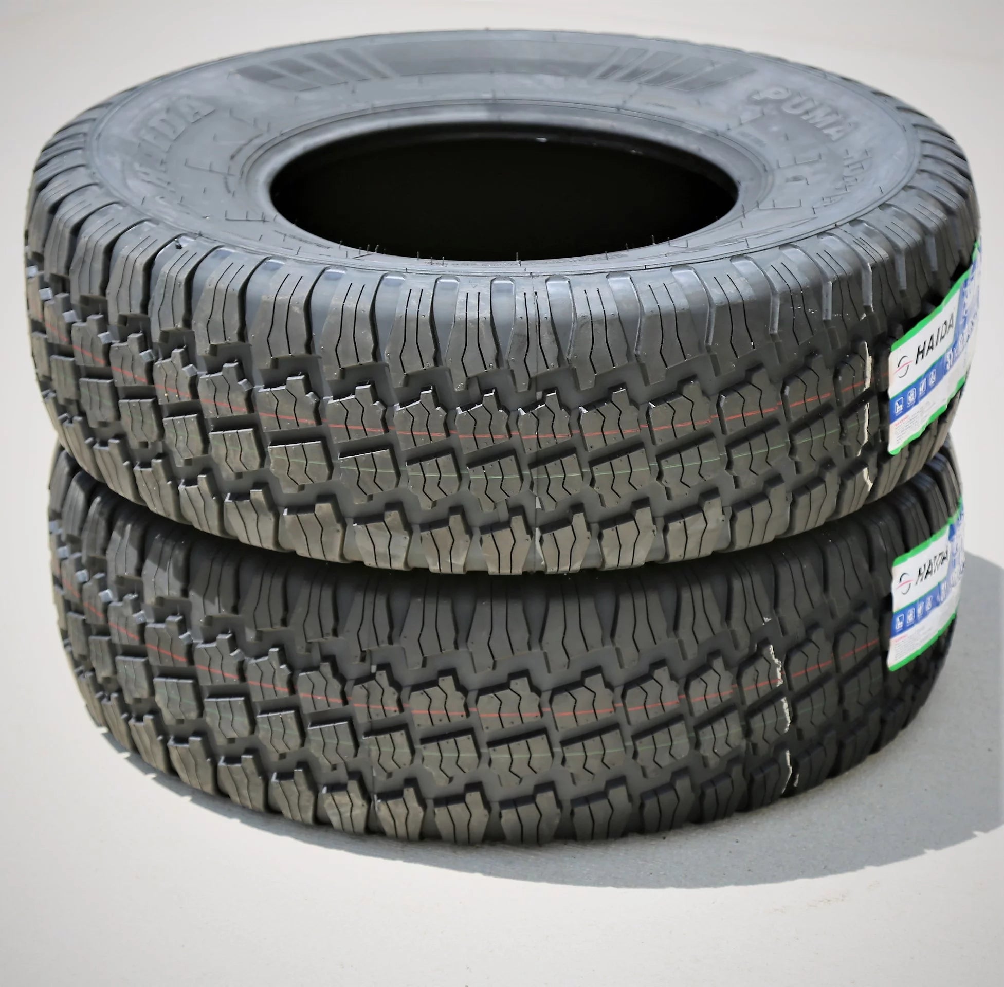 Juego de 2 neumáticos todoterreno Haida Puma HD818 LT 235/75R15 104/101S 6 capas, índice de carga C, perfil M/T barro