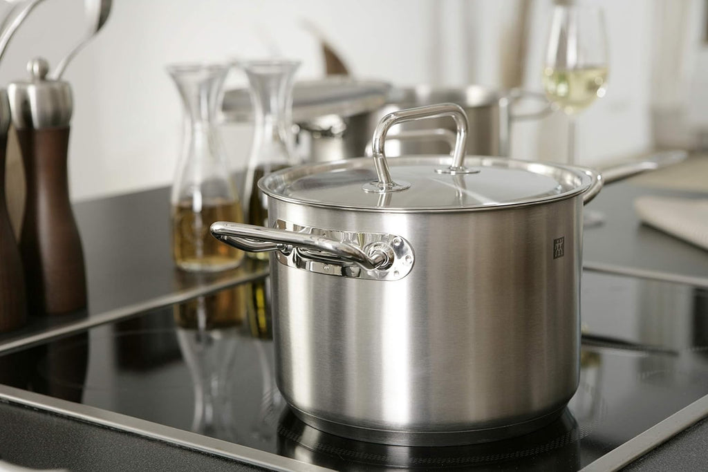 ZWILLING 5-Piece Cookware Set, 4 Lids, Suitable for Induction, Stainless Steel, Passion, Bright Grey, Diameter 16 cm, Diameter 20 cm, Diameter 24 cm, Diameter 28 cm