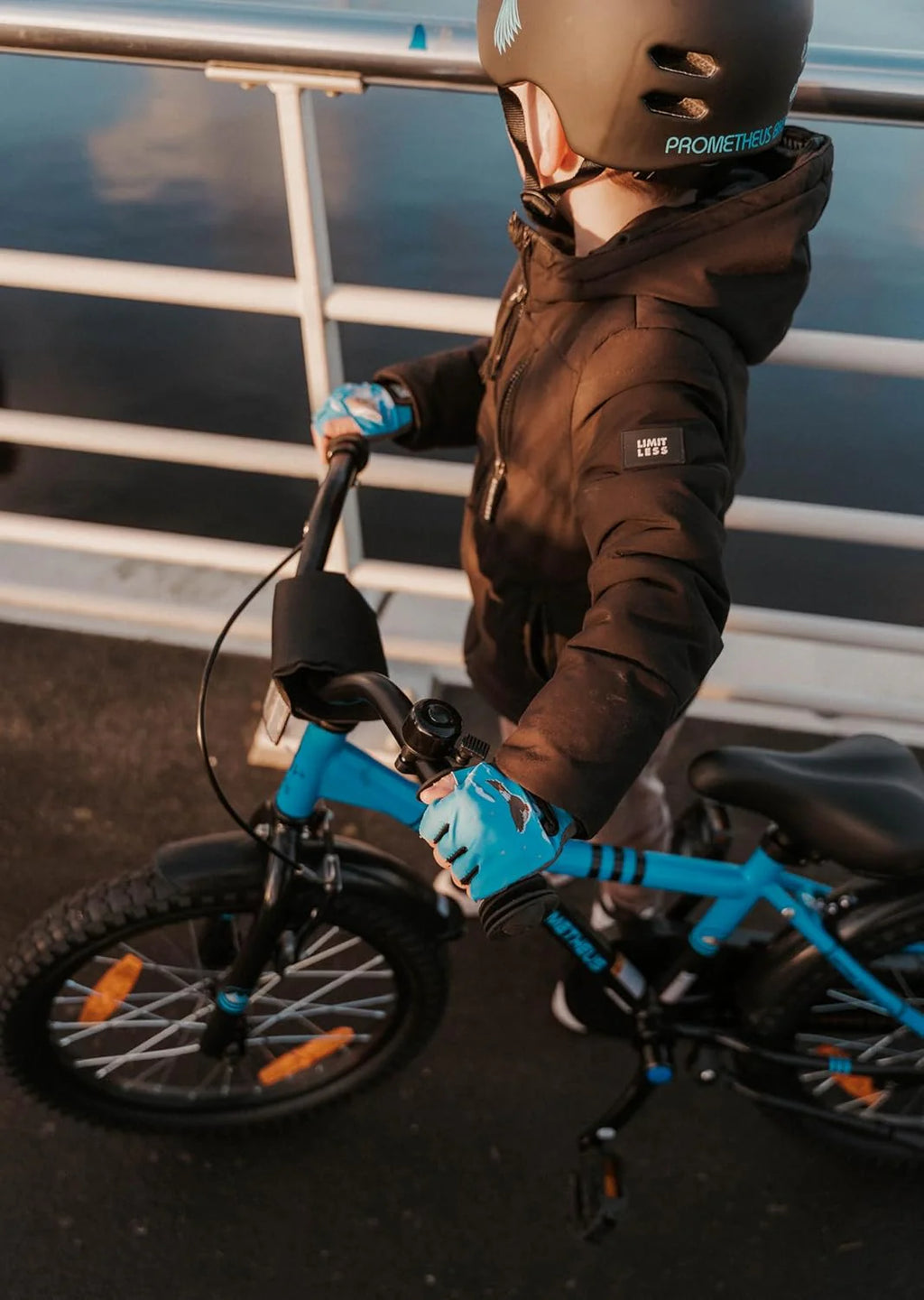 2025 Bicicleta Infantil de 16 Pulgadas con Ruedas Auxiliares Desmontables, para Niños de 4 a 5 Años, Azul y Negro