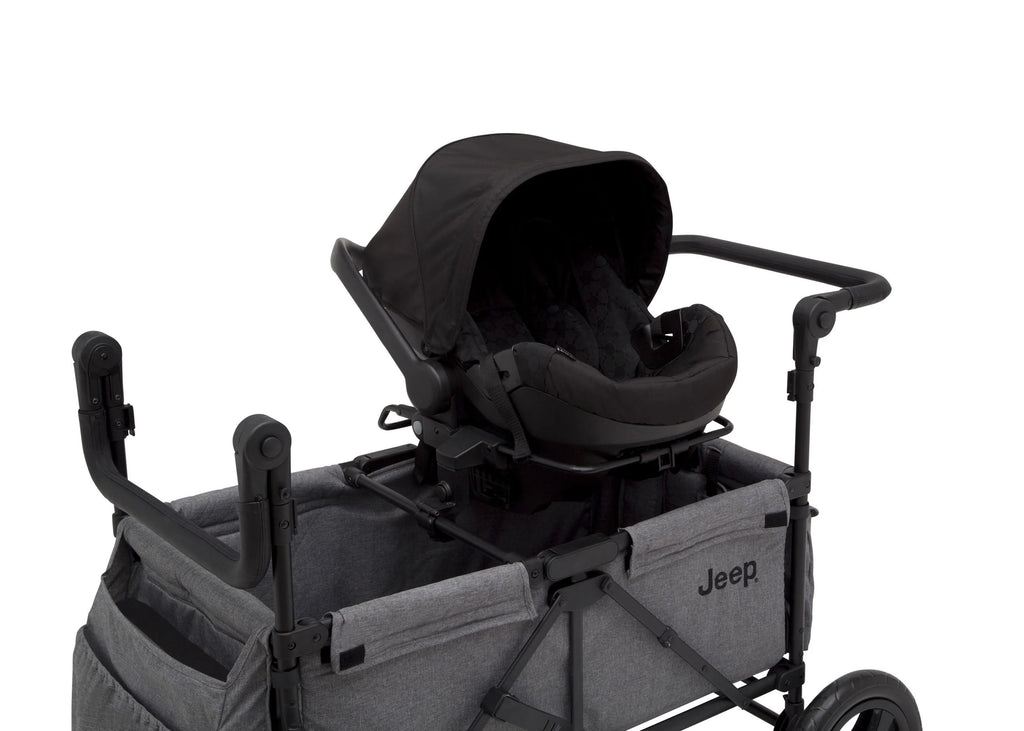 2025 Jeep Wrangler Stroller Wagon de Delta Children – 3 Modos: Portabebés, Cochecito y Carrito, Suspensión, Capota UV, Compatible con Sillas de Auto, Almacenamiento Múltiple, Manillares Ajustables