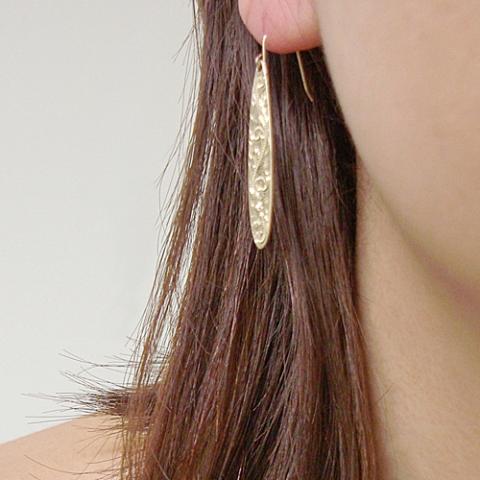 Joyería hawaiana / K10YG / Pendientes con gancho de tabla de surf