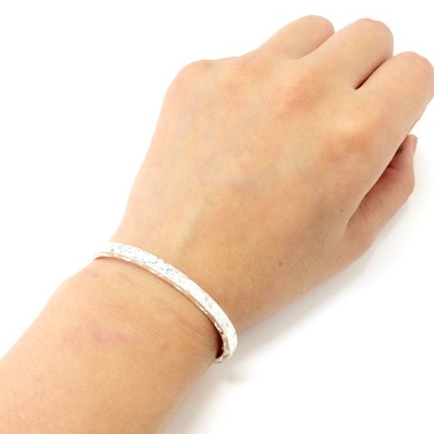 Joyería hawaiana / Plata 925 / Brazalete abierto tradicional / 0018
