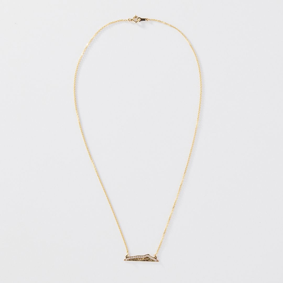 Joyería hawaiana / Oro amarillo de 14 quilates / Collar con cabeza de diamantes / Diamante