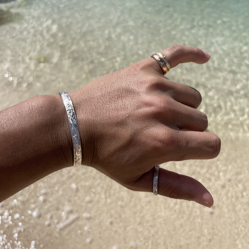 Joyería hawaiana / Plata 925 / Brazalete abierto tradicional / 0018