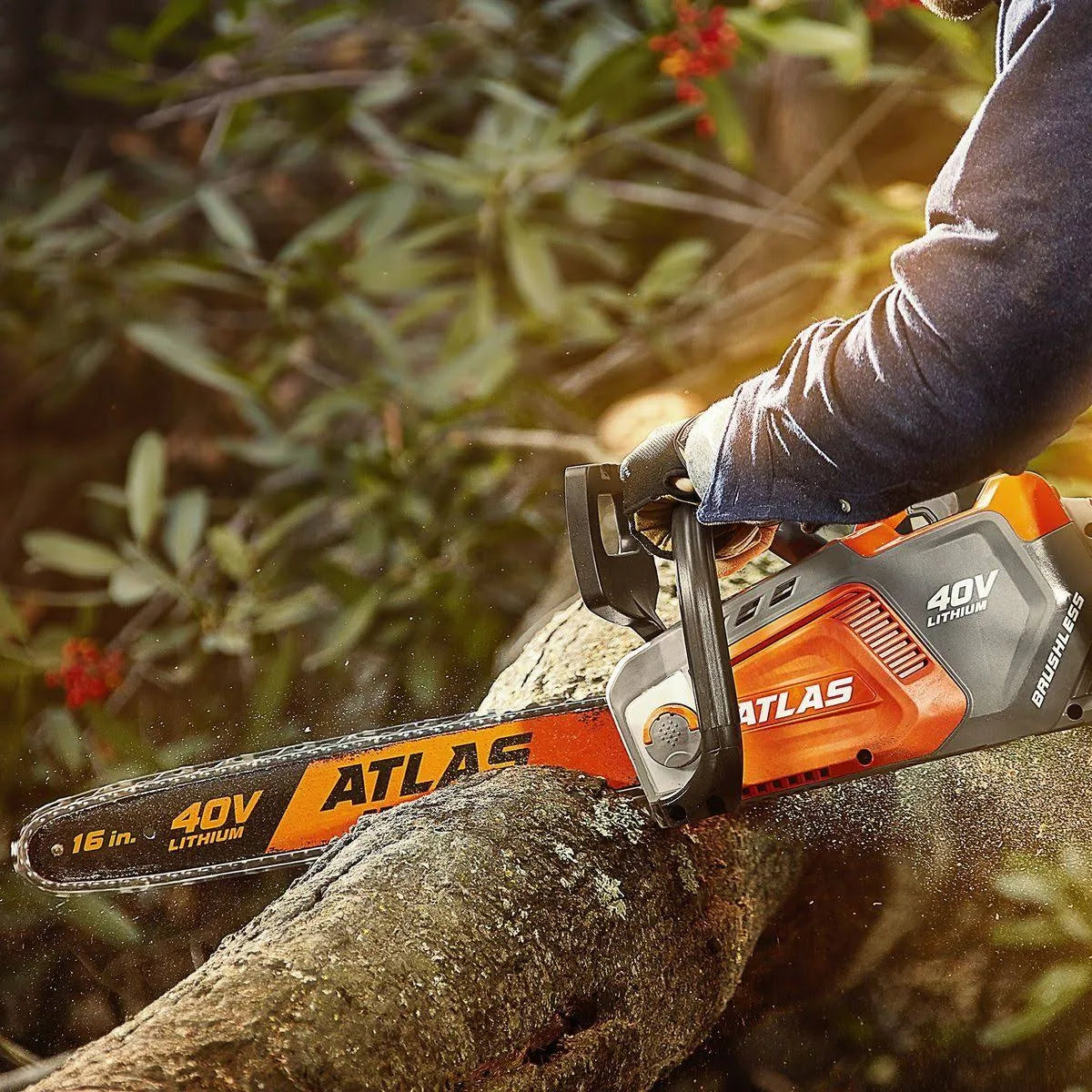 Motosierra inalámbrica Atlas 40 V, motor brushless, 40 cm – solo herramienta
