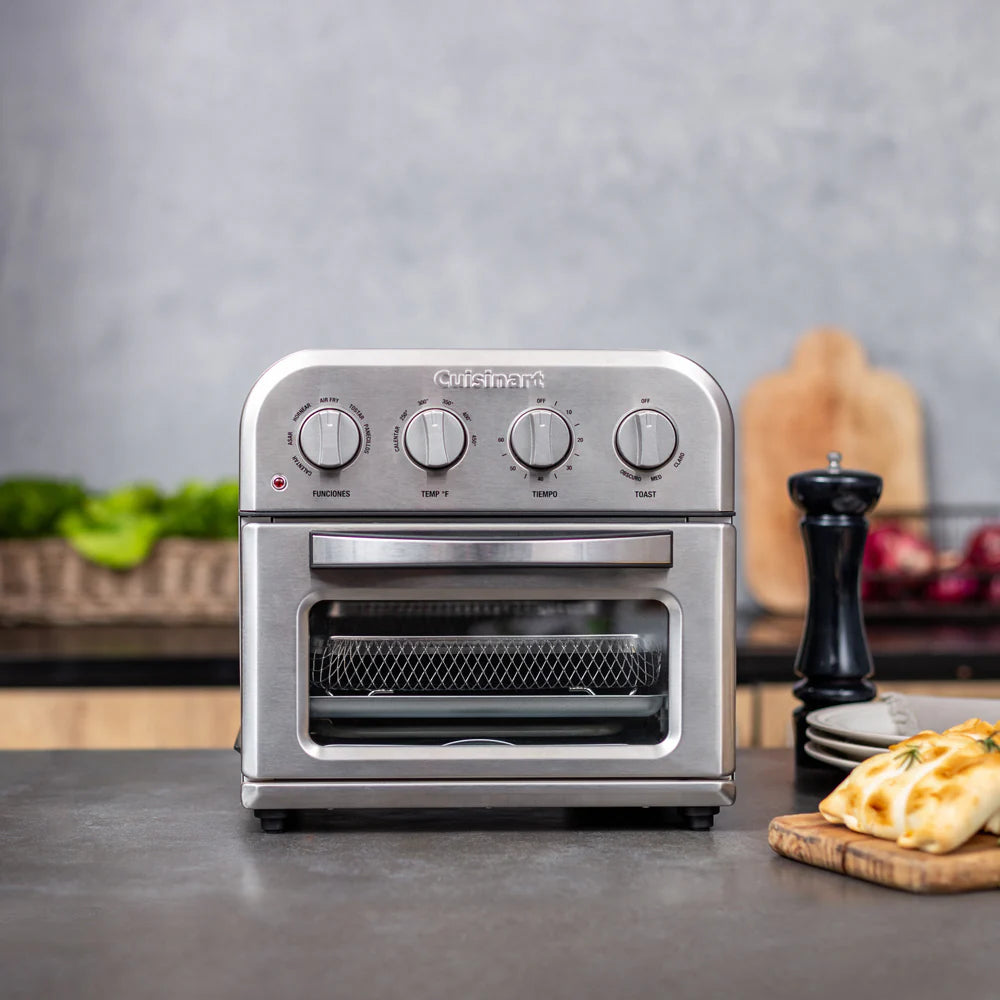 2025 Horno, Tostador y AirFryer Compacto 6 en 1 TOA-28 de Cuisinart®