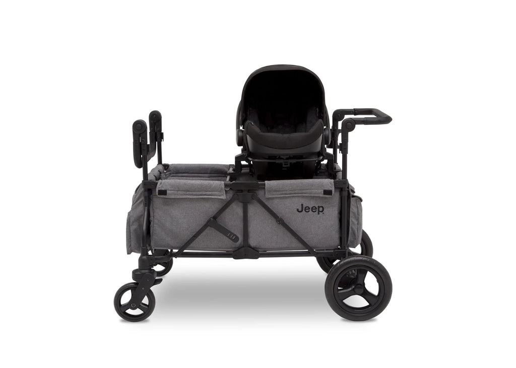 2025 Jeep Wrangler Stroller Wagon de Delta Children – 3 Modos: Portabebés, Cochecito y Carrito, Suspensión, Capota UV, Compatible con Sillas de Auto, Almacenamiento Múltiple, Manillares Ajustables