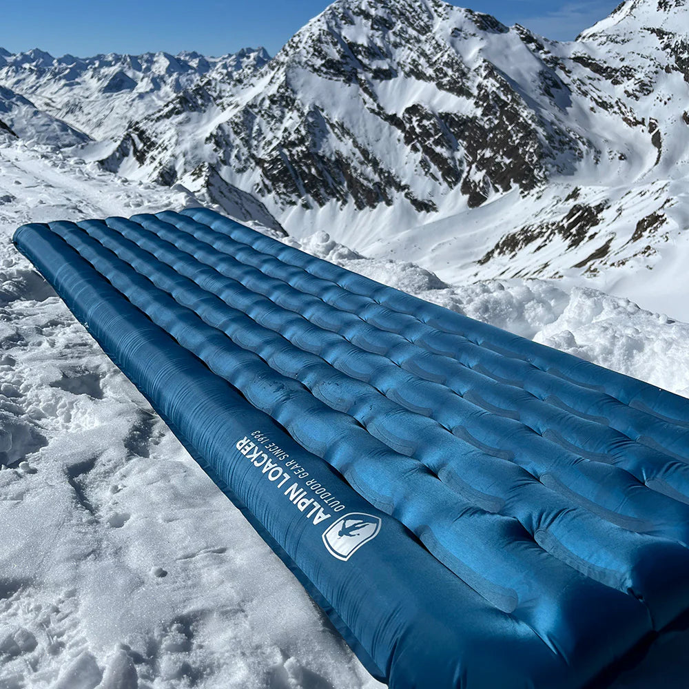 2025 Colchoneta aislante ligera 4 estaciones Alpin Loacker R5 Pad