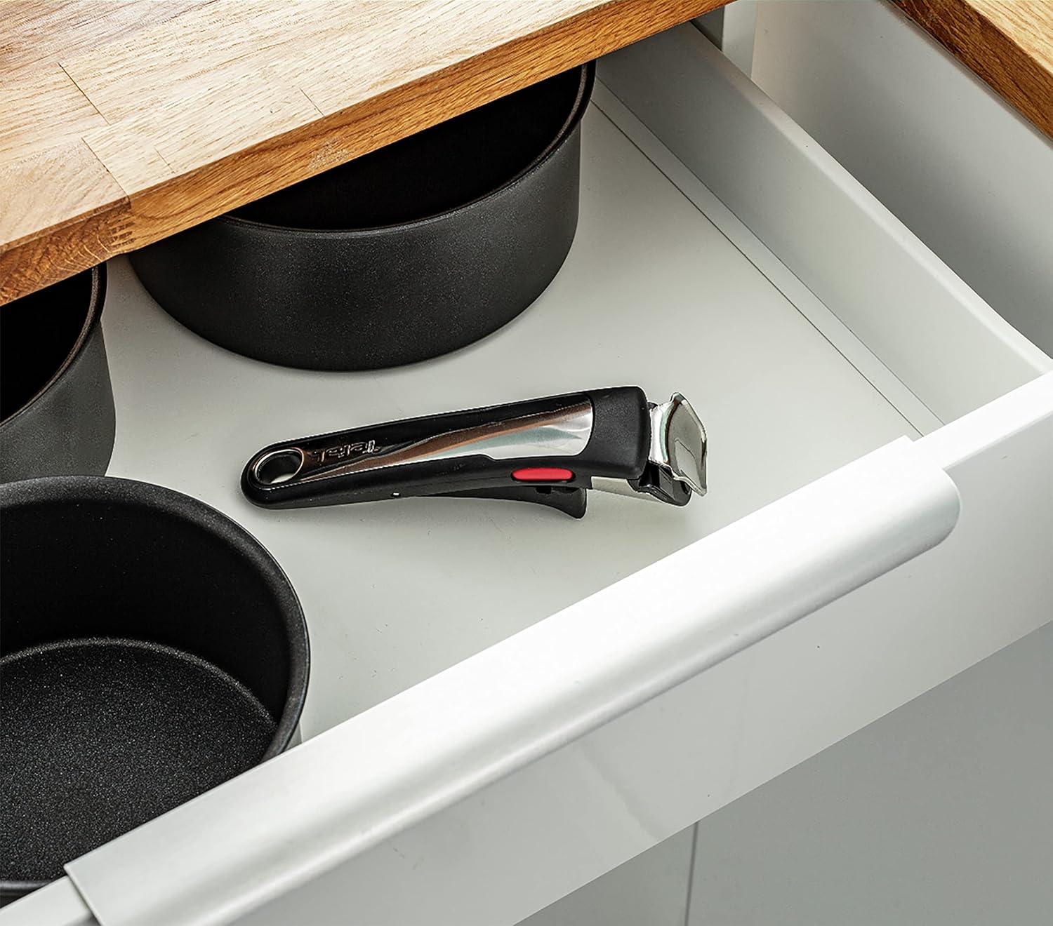 Tefal Ingenio Unlimited On - Juego de 3 Cazos 16/18/20 cm + Mango extraíble | Apto inducción, antiadherentes, revestimiento titanio, Thermo-signal, sin PFOA, apto lavavajillas y horno