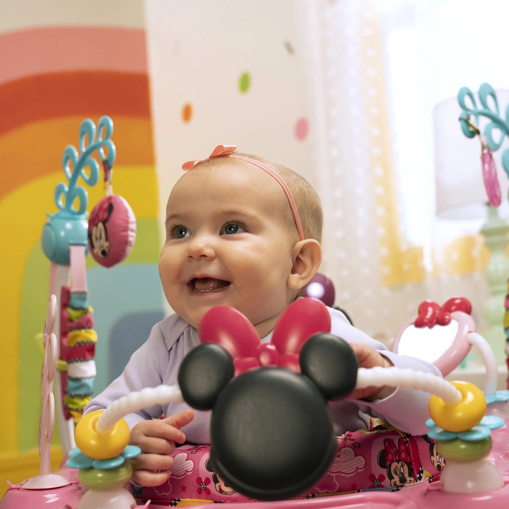 2025 Bright Starts Disney Baby Minnie Mouse PeekABoo transat d’activité avec lumières et musique, dès 6 mois