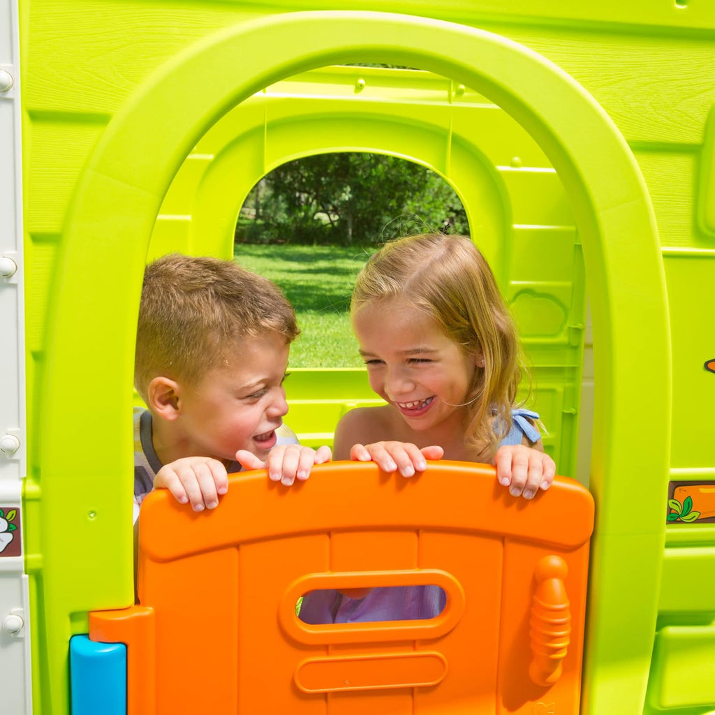 Feber - Fantasy House, Casita Infantil de Juegos con Puerta Abatible, Jugar al Aire Libre o en Casa, Resistente y de Fácil Montaje, para Niños de 2 a 6 años, Famosa (800010237), Versión previa