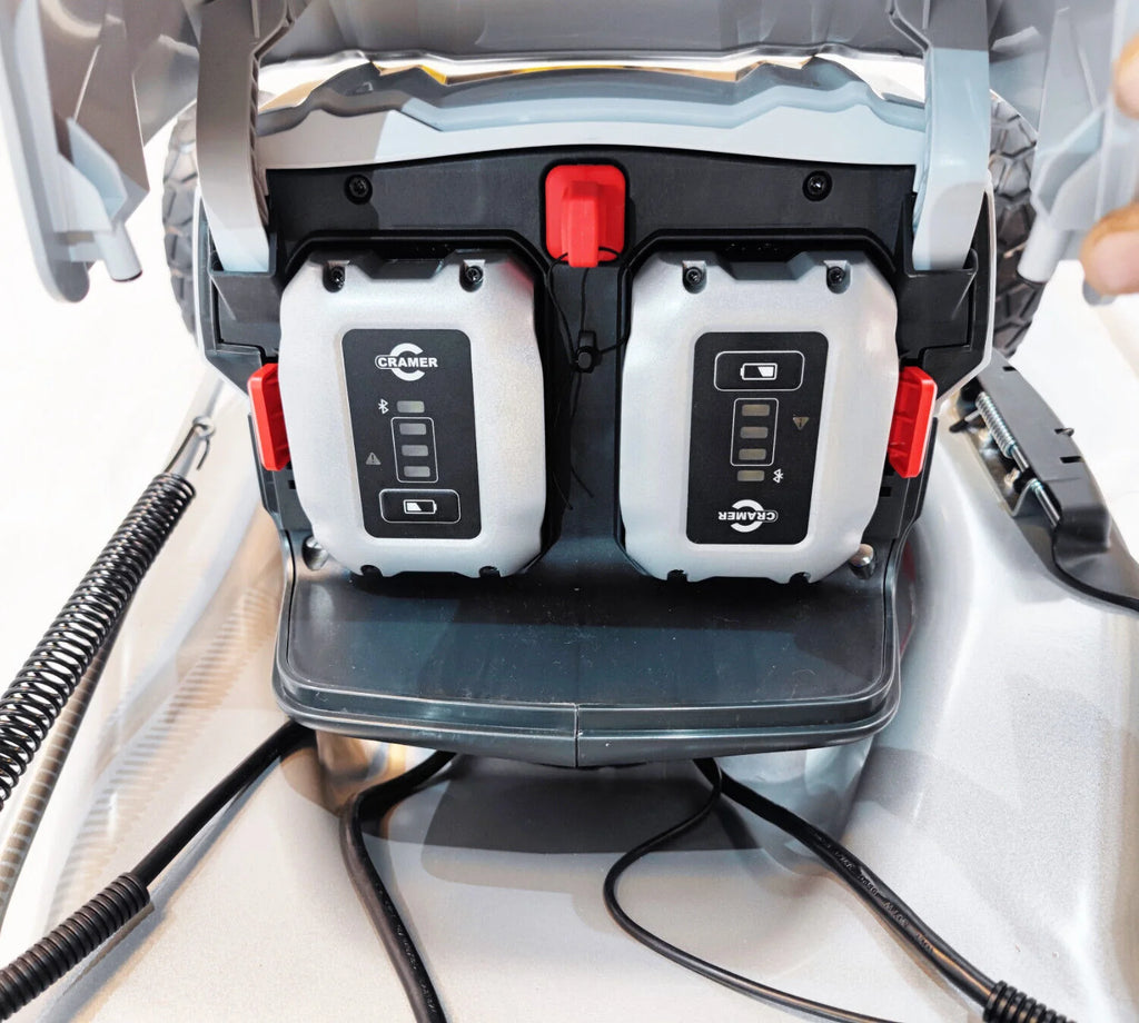 2025 Cortacésped profesional a batería Cramer 82LM51SX – 51 cm, tracción variable, doble batería 82 V 3 Ah incluida