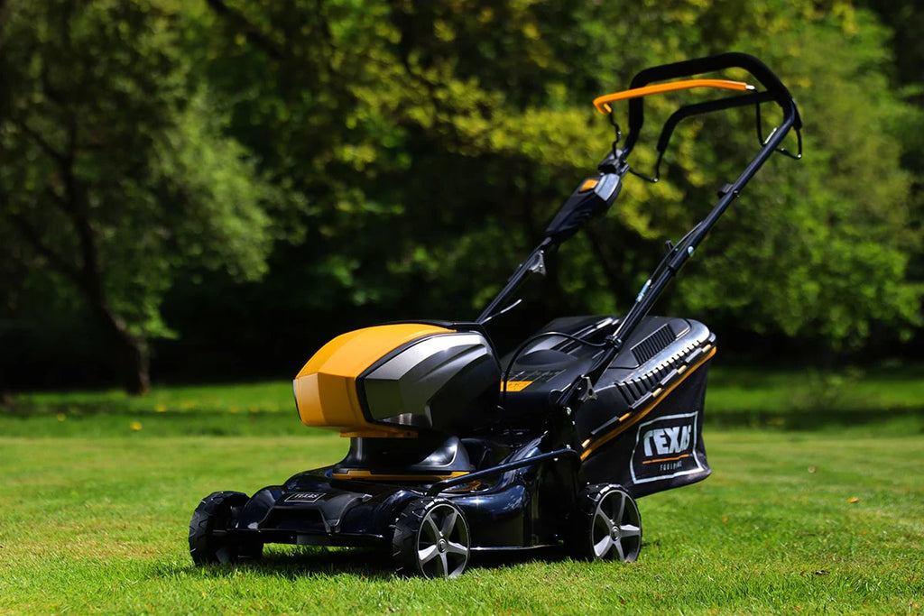 2025 Razor 4220TR-Li - Cortacésped de batería