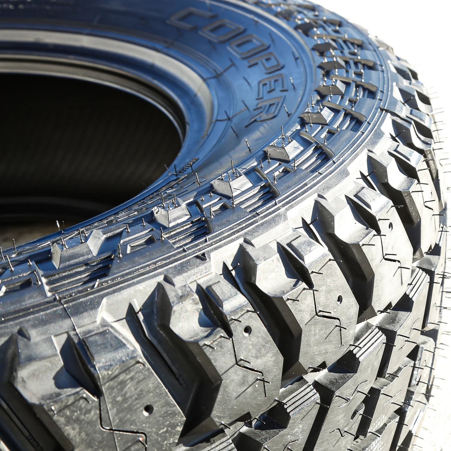 2025 Juego de 4 (CUATRO) Neumáticos Cooper Discoverer S/T Maxx LT 275/70R18 125/122Q E 10 Ply MT M/T para Terreno Fangoso, Compatible con: Chevrolet Silverado 1500 ZR2 2022-23