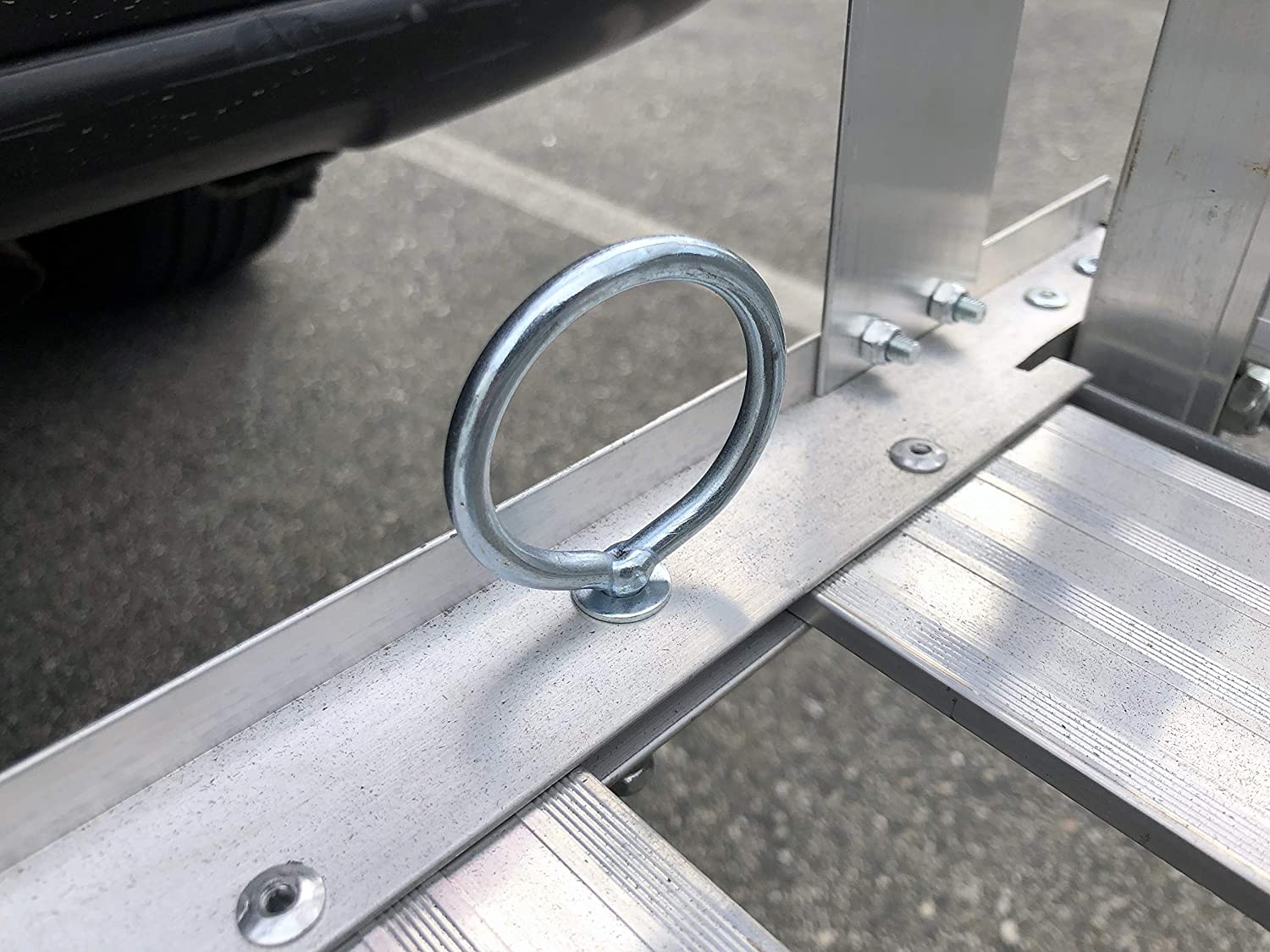80779 Portaequipajes de aluminio para enganche de remolque con rampa de 119 cm, 1 pieza