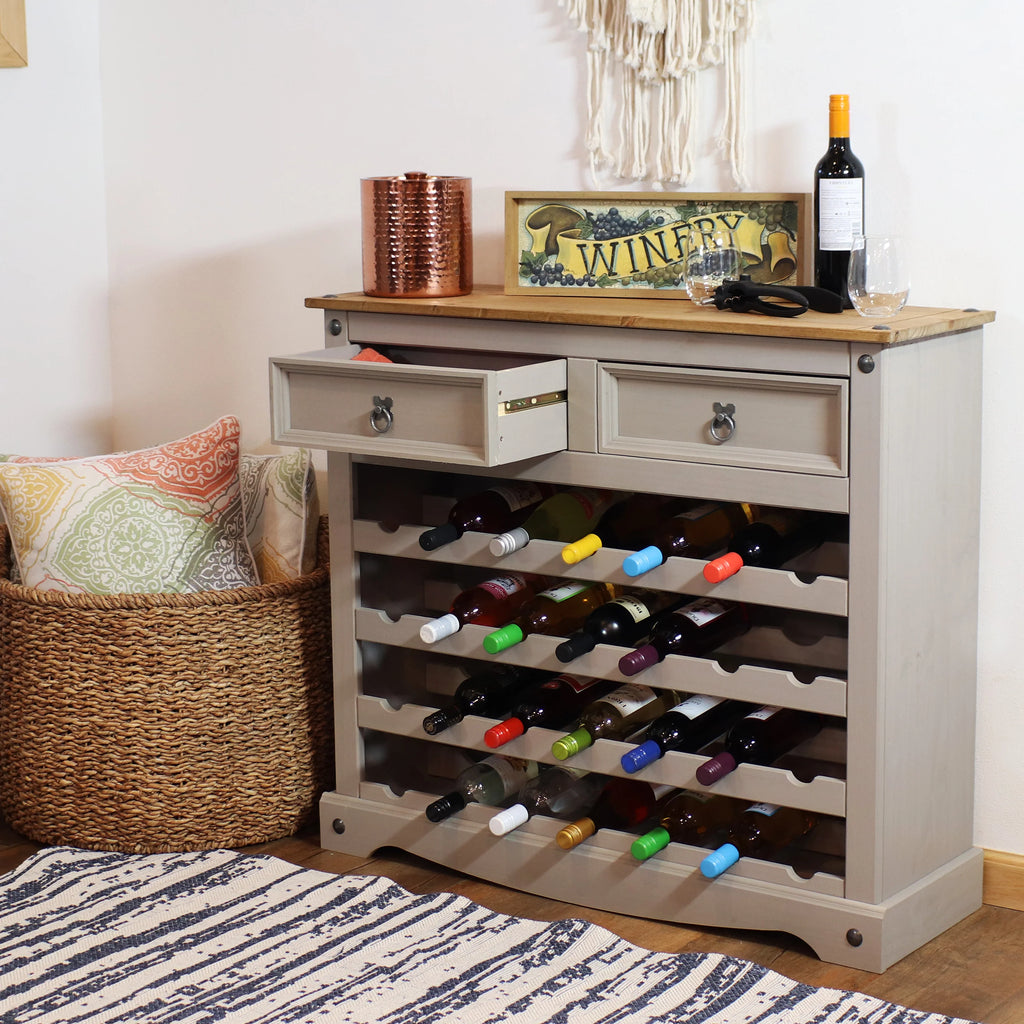 2025 Mesa estante para vino de pino macizo Sunnydaze – 28 botellas, gris, 88 cm