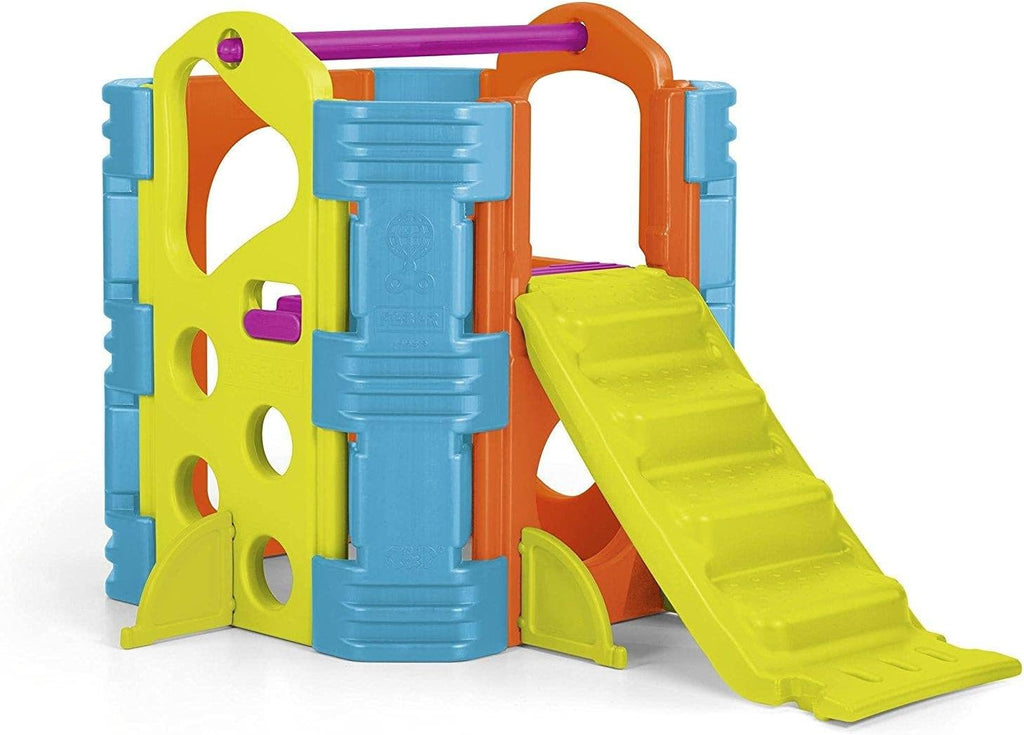 FEBER - Wood House, Centro de Actividades en el Bosque con Tobogán y Mesa Convertible en Arenero, Colores Luminosos y Resistentes a la Luz, Fácil Montaje, Niños de 3 a 8 años, Famosa (800009590)