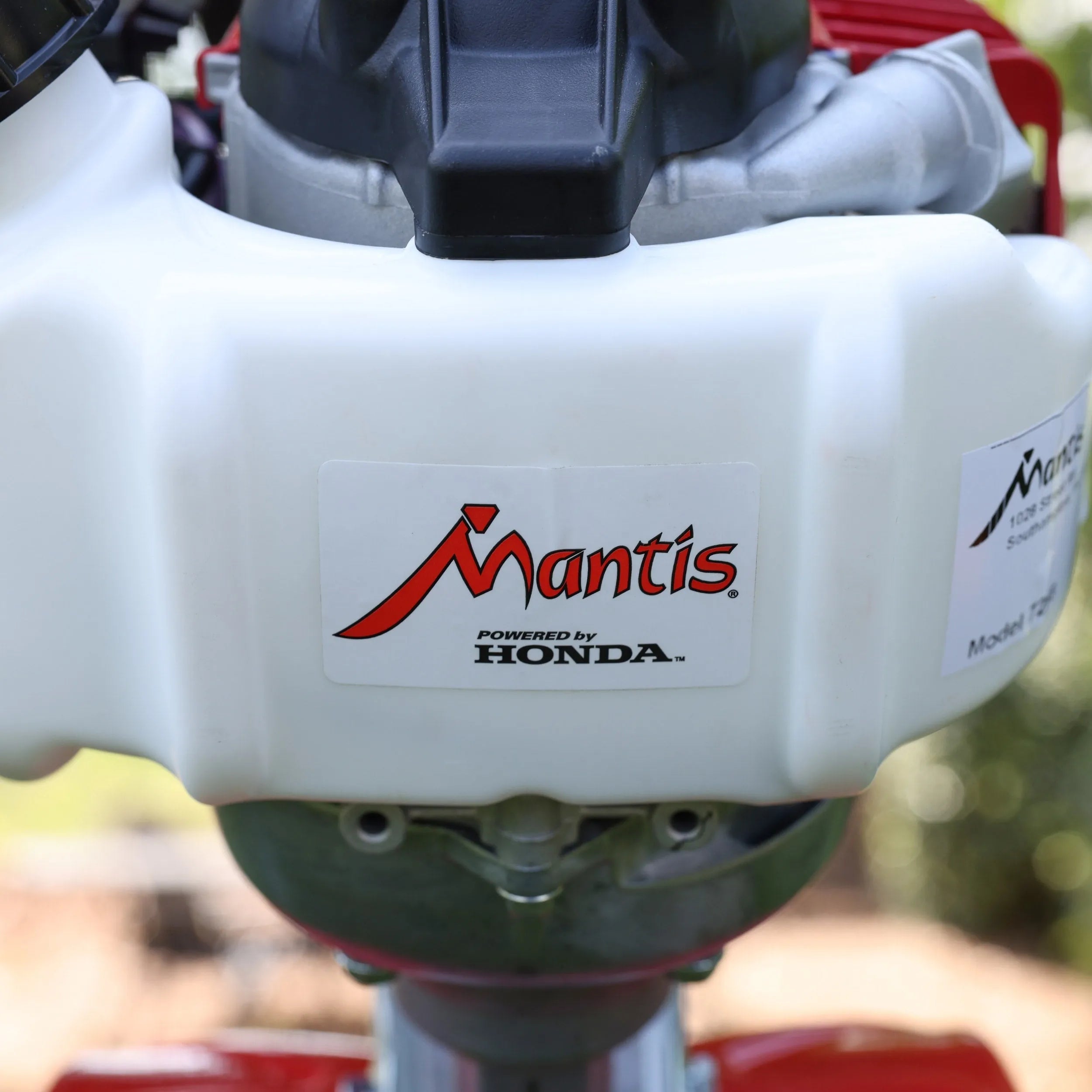 Motoazada compacta MANTIS 7268 – Motor de 25 cm³ – Cuchillas delanteras de 9 pulgadas – Rotación hacia adelante (CARB)