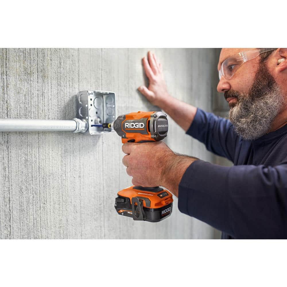 2025 RIDGID Kit Combo 18V sin escobillas de 9 herramientas con (2) baterías de 2.0 Ah y (1) batería de 4.0 Ah, cargador y bolsa para herramientas R96265N