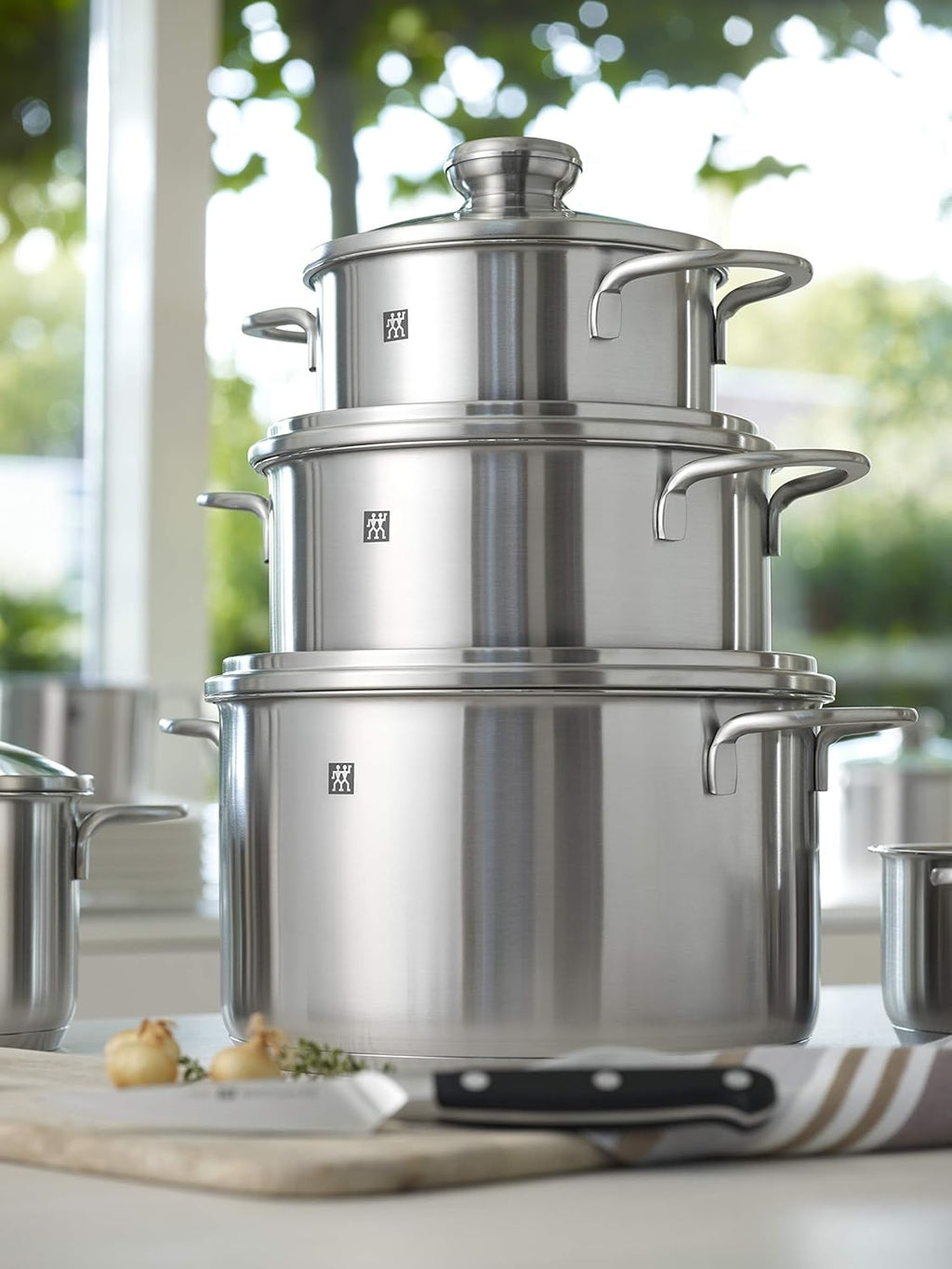ZWILLING Juego de ollas Flow, 4 tapas, aptas para inducción, acero inoxidable, 5-teilig