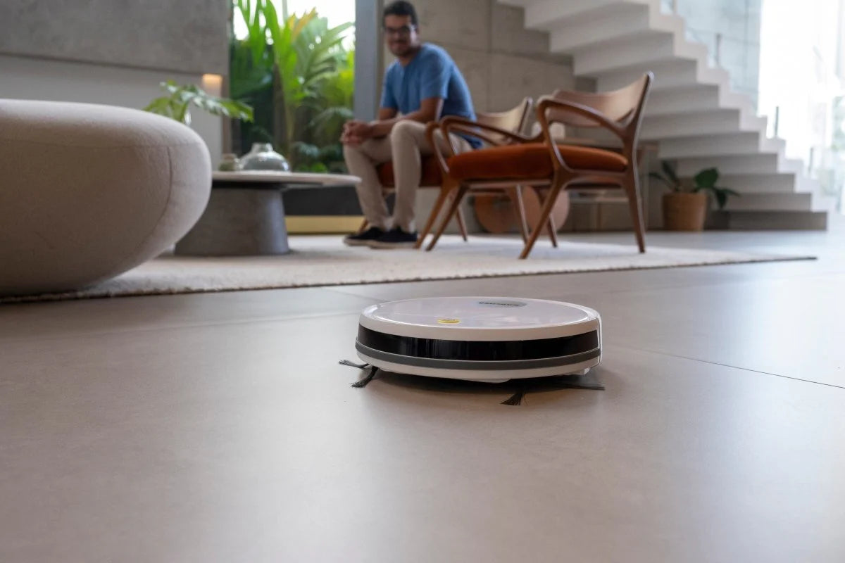 2025 Aspiradora Robot RCV 1 – Limpieza inteligente y eficiente para pisos duros