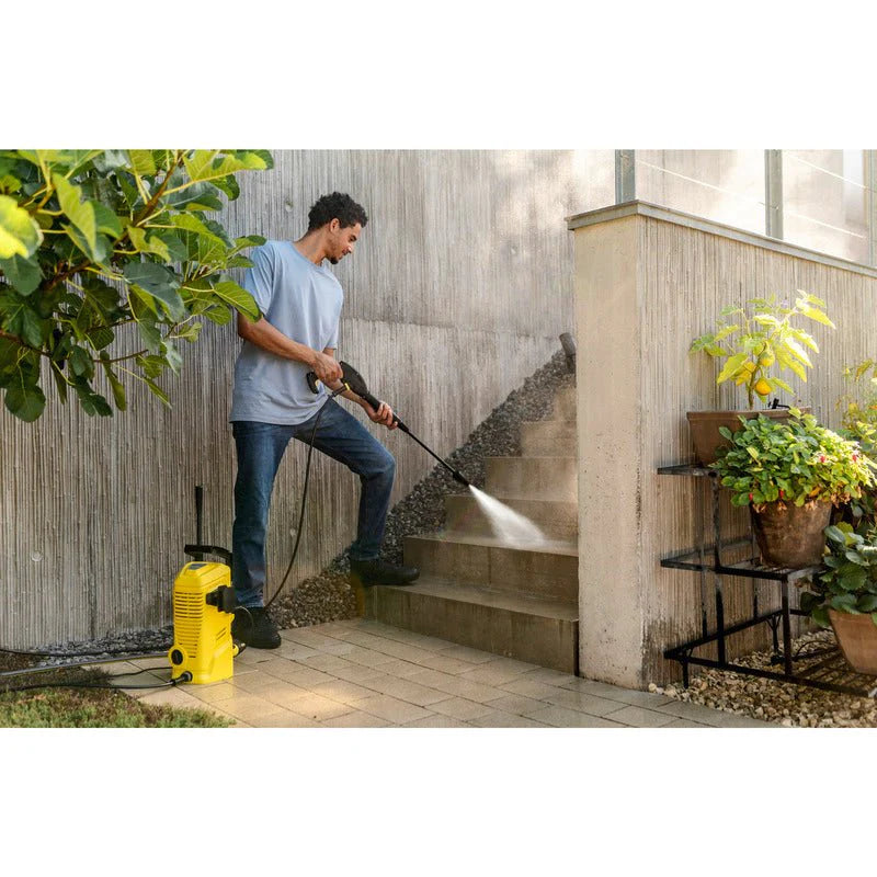 2025 Hidrolavadora Kärcher K2 - Compacta, potente y práctica para limpieza ocasional de suciedad ligera