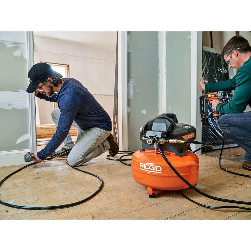2025 Compresor de Aire Eléctrico Portátil de 6 Gal. con Pistola de Clavos Brad de 18GA, Pistola de Clavos Finish Recta de 16GA y Grapadora Finish de 18GA R69603FK