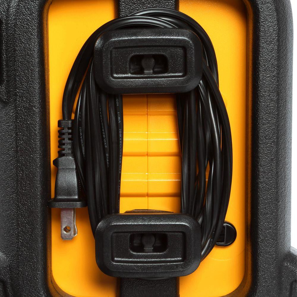2025 Radio de obra compacta DEWALT 20-Volt MAX con cable / inalámbrica